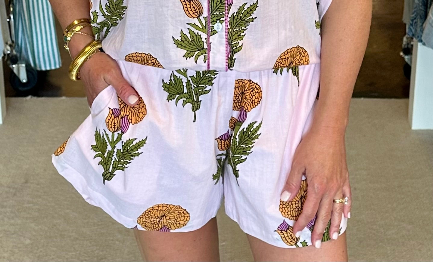 Mum Floral Short