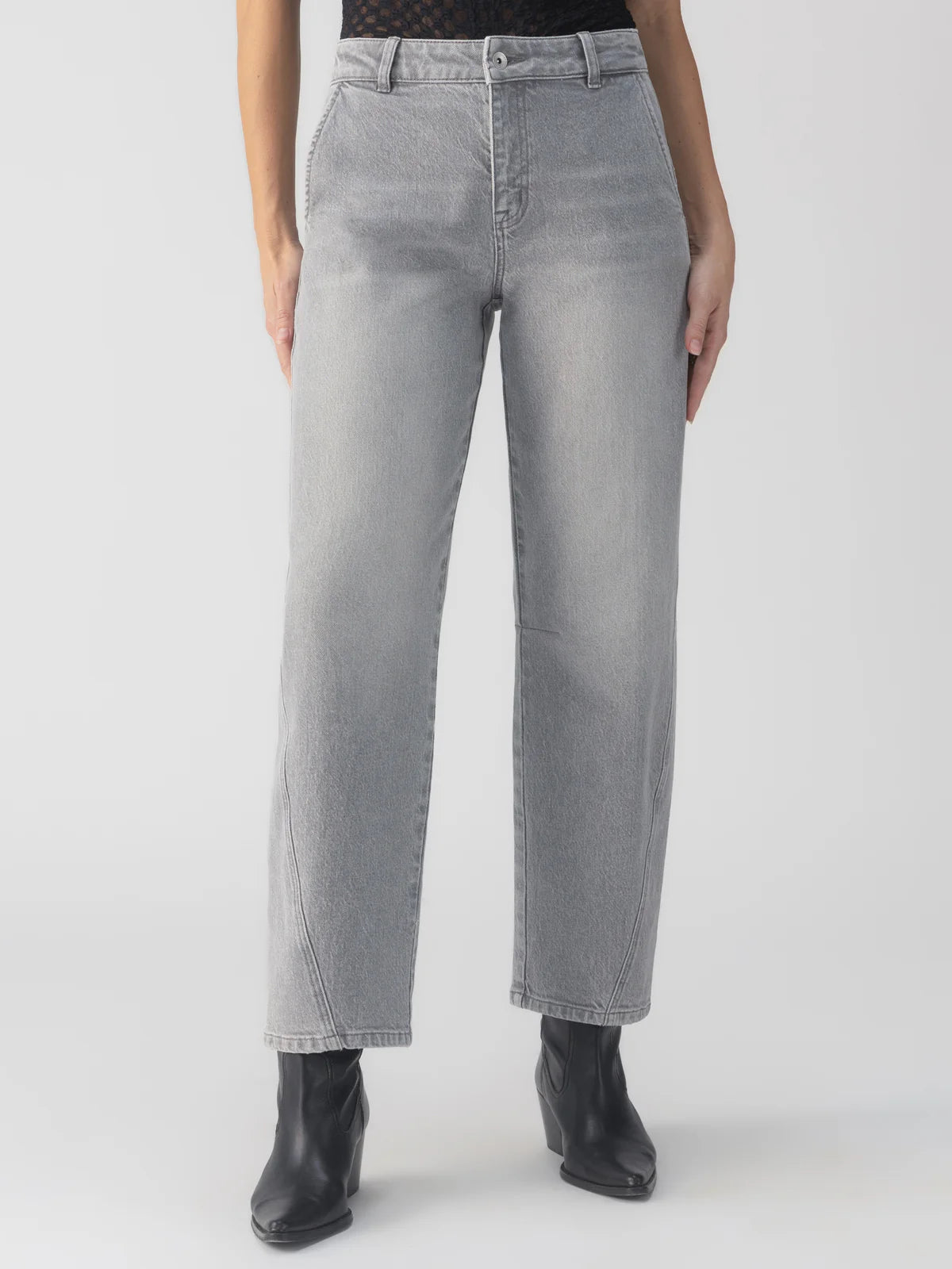 Twisted Seam Barrel Jean-Grey Mist