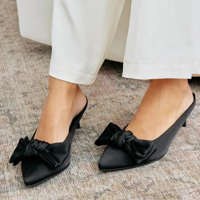 Black Bow Heel